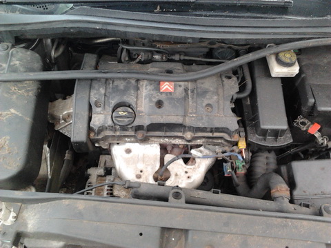 Used Car Parts Citroen C4 2004 1.6 Mechanical Hatchback 4/5 d.  2012-10-13